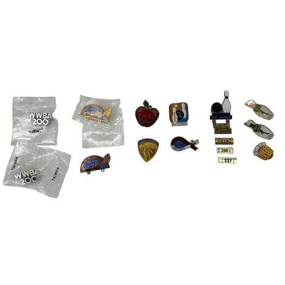 Lot 12 Vintage Bowling Award Lapel Pins WWBA 200, Atomic Vinyard 200, League Hi - Picture 1 of 7
